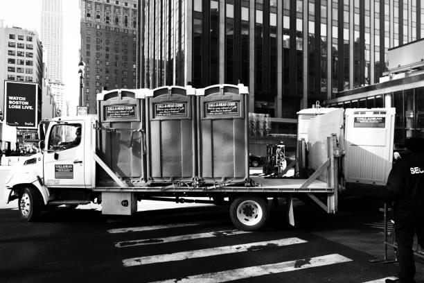 Best Portable restroom trailer rental  in Batavia, OH